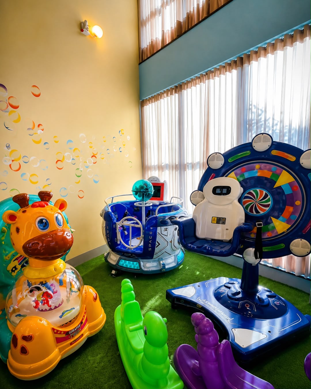 Brinquedos e atrações infantis