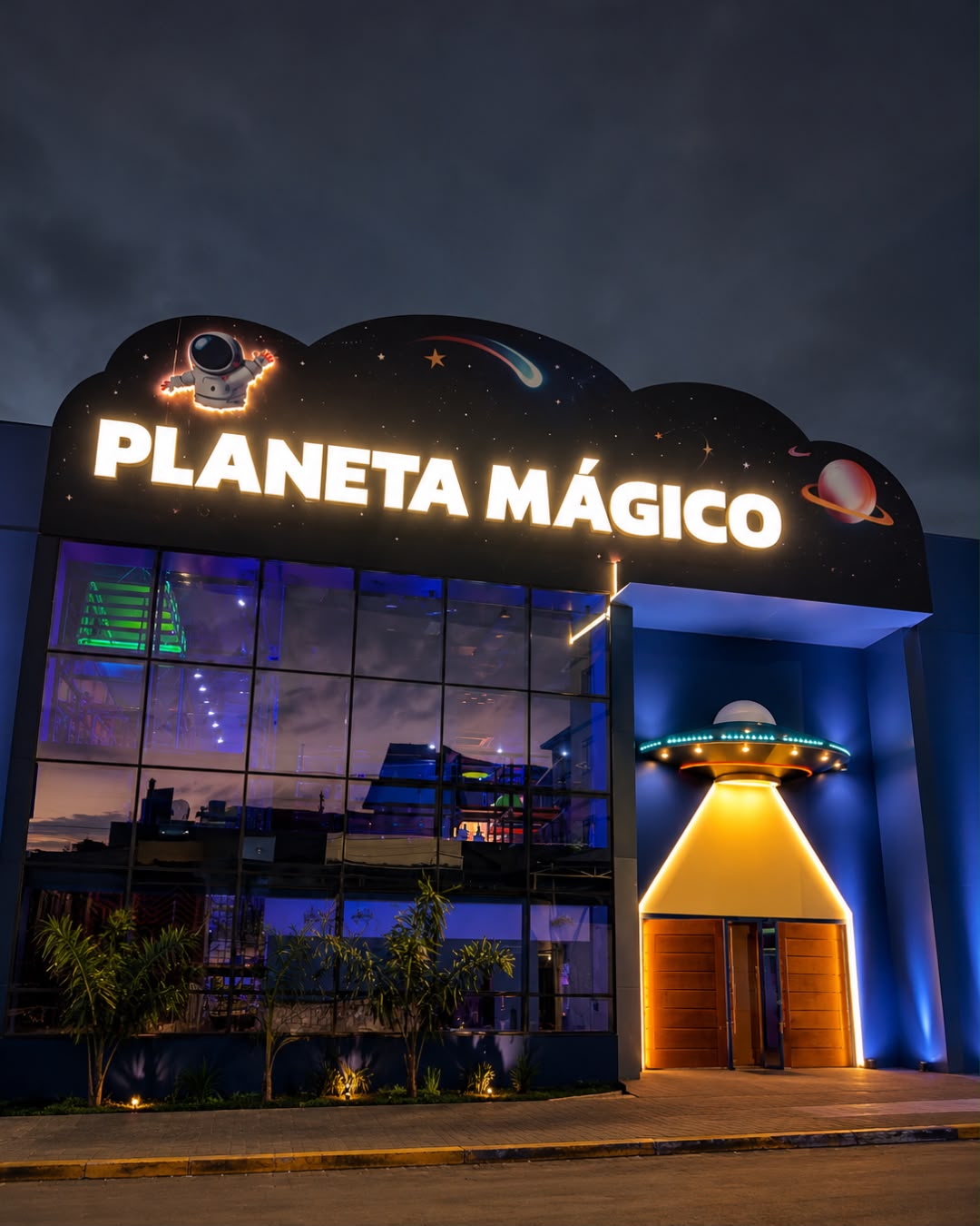 Fachada do Planeta Mágico